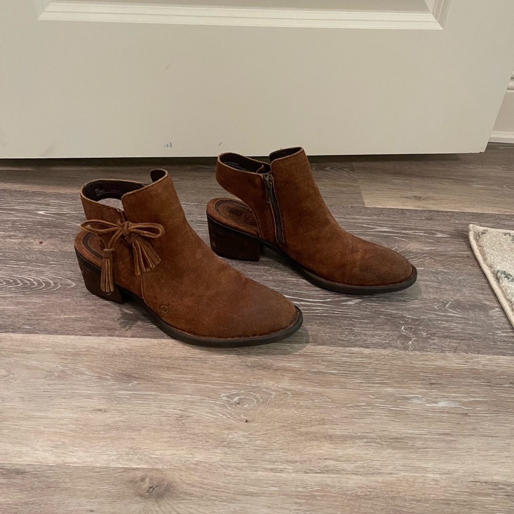 Born booties